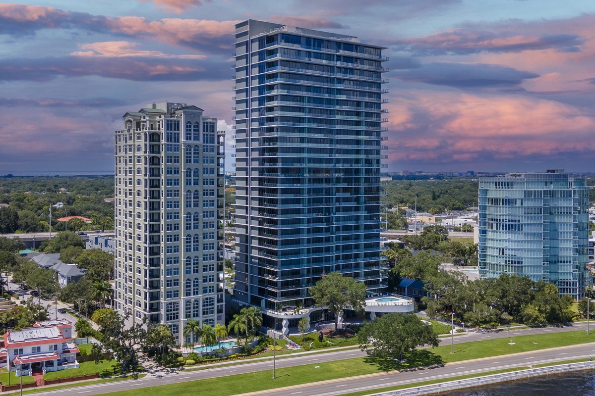Ritz-Carlton Residences, Bayshore condominium tower, Tampa